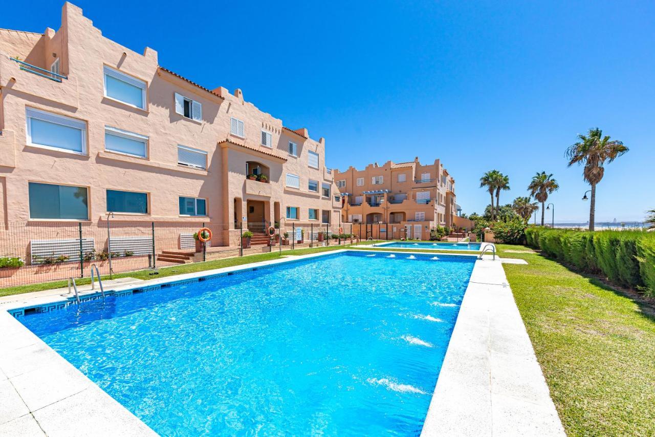 Beachfront, Pool, Terrace & Wifi タリファ エクステリア 写真